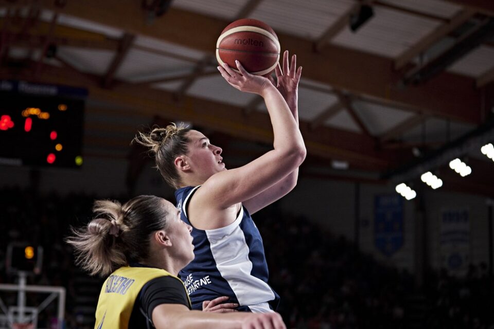 Euro 2023 : Alexia CHARTEREAU absente lors des derniers matches de qualification