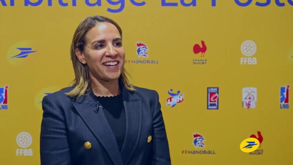 Laila OUARDAD, salariée à La Poste et arbitre de haut niveau