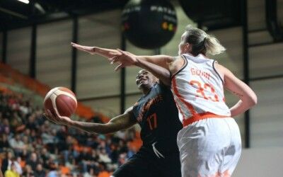 Euroligue : Bourges manque l’occasion de s’offrir le leader de son groupe, pas de deuxième succès de suite pour Basket Landes