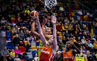 Euroligue : Bourges échoue de peu sur le parquet de l’U. S. K. Prague, Basket Landes un peu juste face à une grosse armada