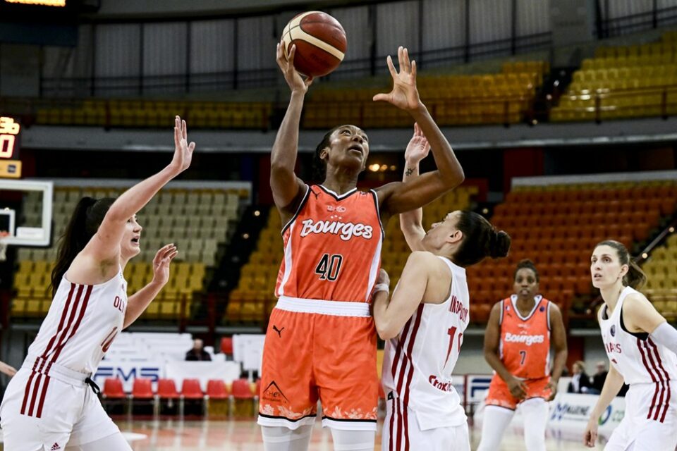 LFB : Bourges met le BLMA à distance, Basket Landes renoue avec la victoire