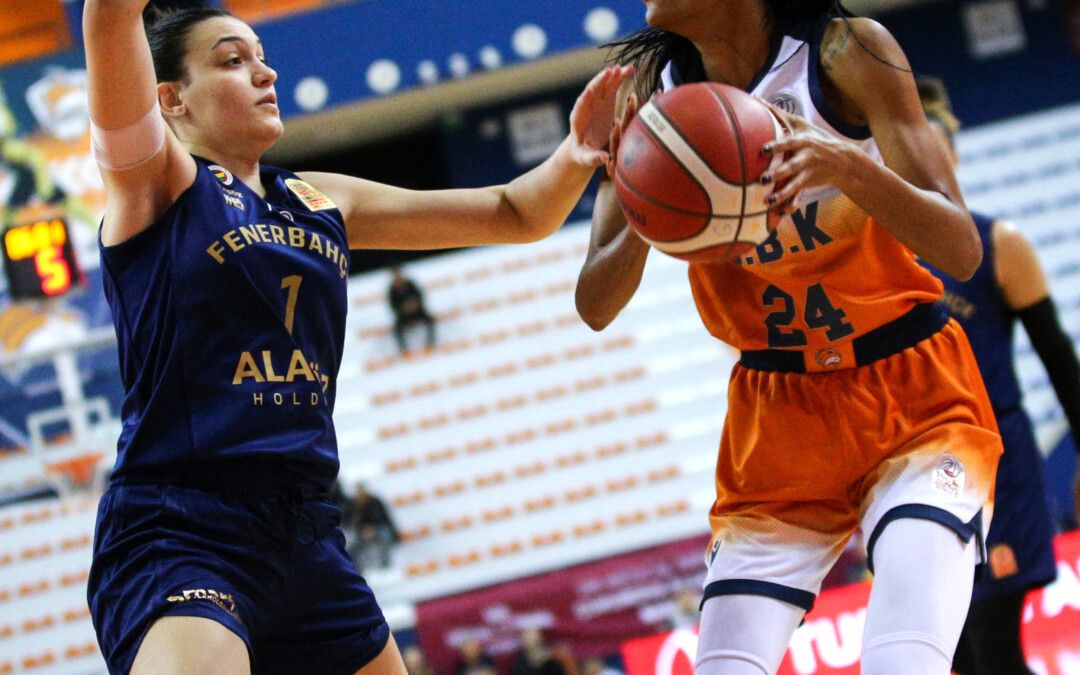 Turquie : Le C. B. K. Mersin domine à nouveau Fenerbahçe et creuse l&rsquo;écart en tête du classement