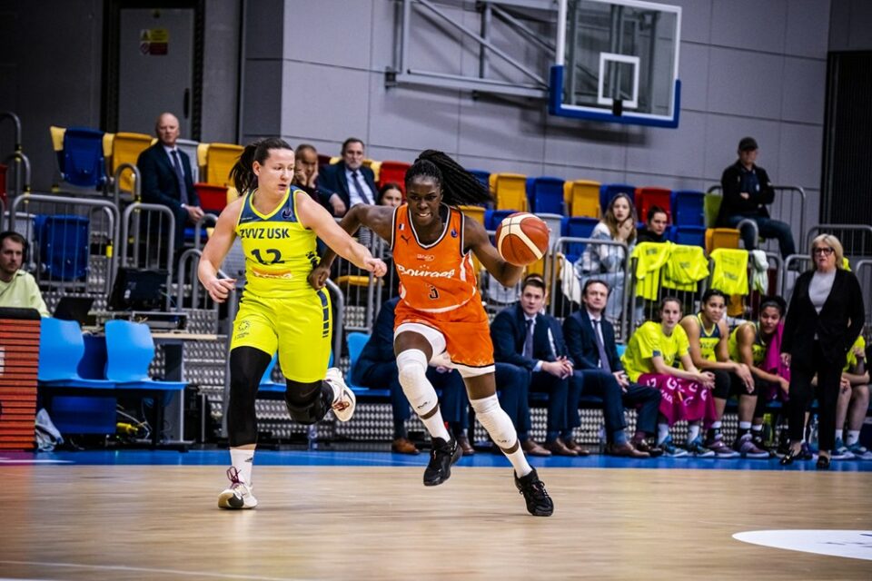 Ornella BANKOLE quitte Bourges et va traverser les Pyrénées