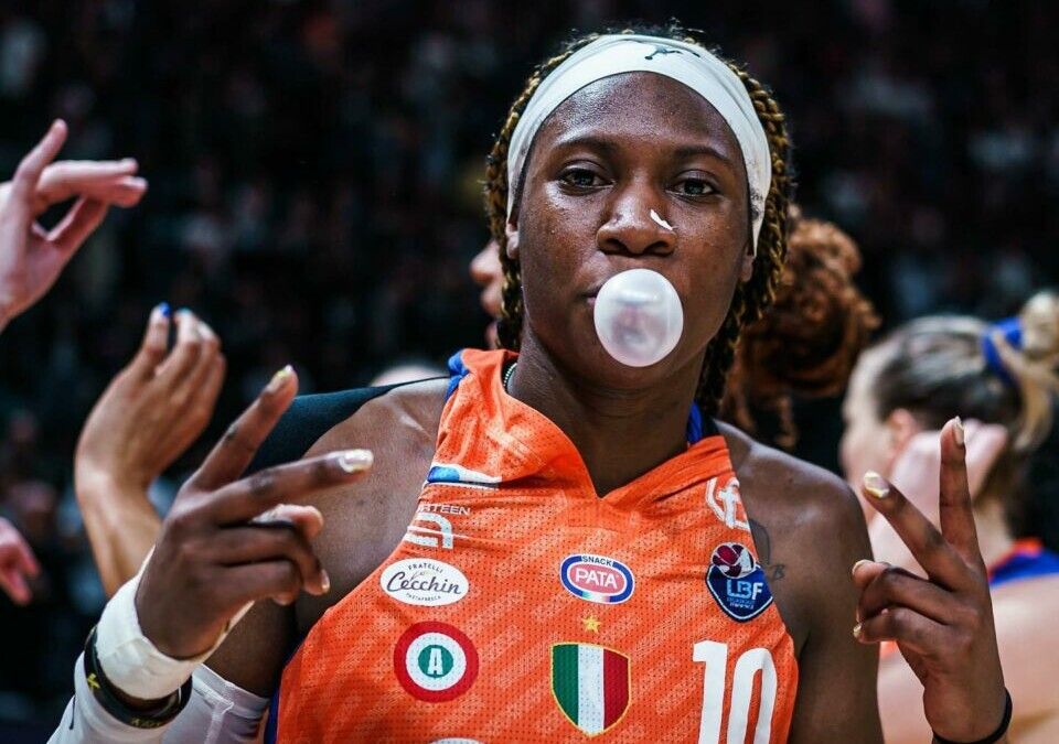 Italie : Rhyne HOWARD fête son anniversaire en permettant à Schio de s&rsquo;approcher du titre