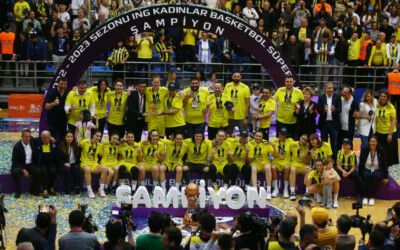 Turquie : Fenerbahçe champion pour la 17ème fois !