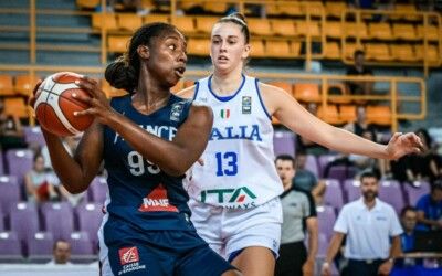 LFB : Une jeune intérieure quitte Bourges pour Tarbes