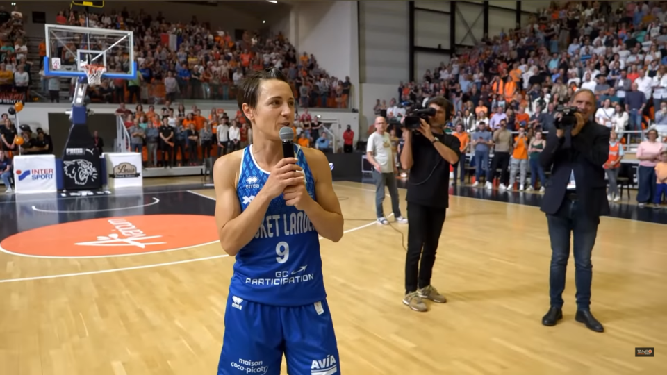 Céline DUMERC était l’invitée de Stade 2