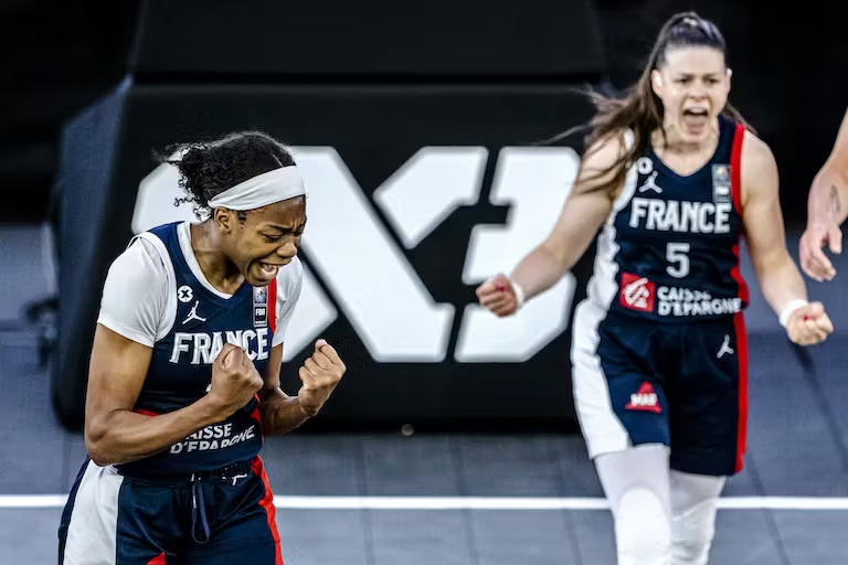 Mondial 3×3 2023 : Les Françaises s’offrent le ticket pour la finale face aux Etats-Unis.