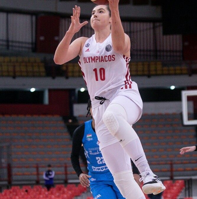 Megan GUSTAFSON naturalisée Espagnole !