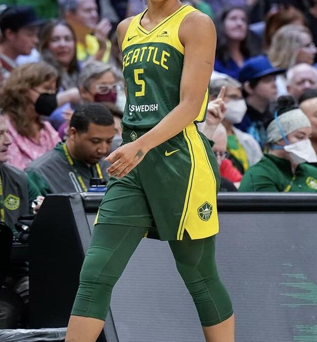 WNBA : Fin de saison pour Gabby WILLIAMS (Seattle) ?