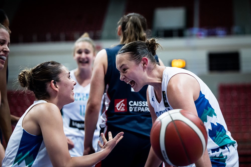 Euro U18 2023 : Les Slovènes surclassent les Françaises sur le fil et deviennent championnes d’Europe U18.