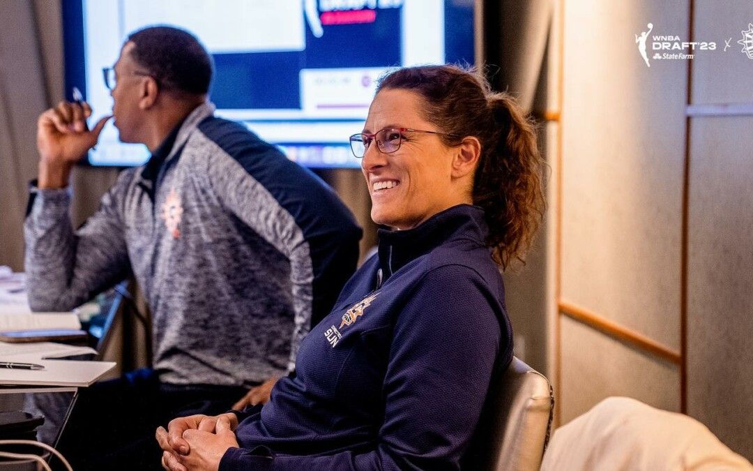 WNBA : Stephanie WHITE (Connecticut) élue Entraîneur de l&rsquo;Année