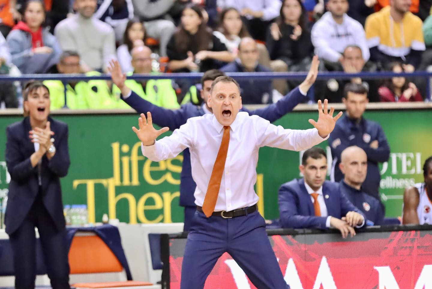 Turquie : Roberto IÑIGUEZ n’est plus le coach du C. B. K. Mersin