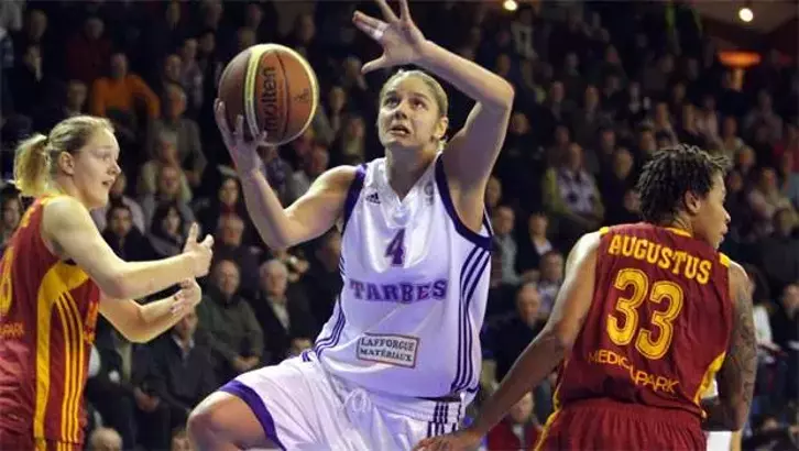 Une ex-Tarbaise est élue Présidente de sa Fédération