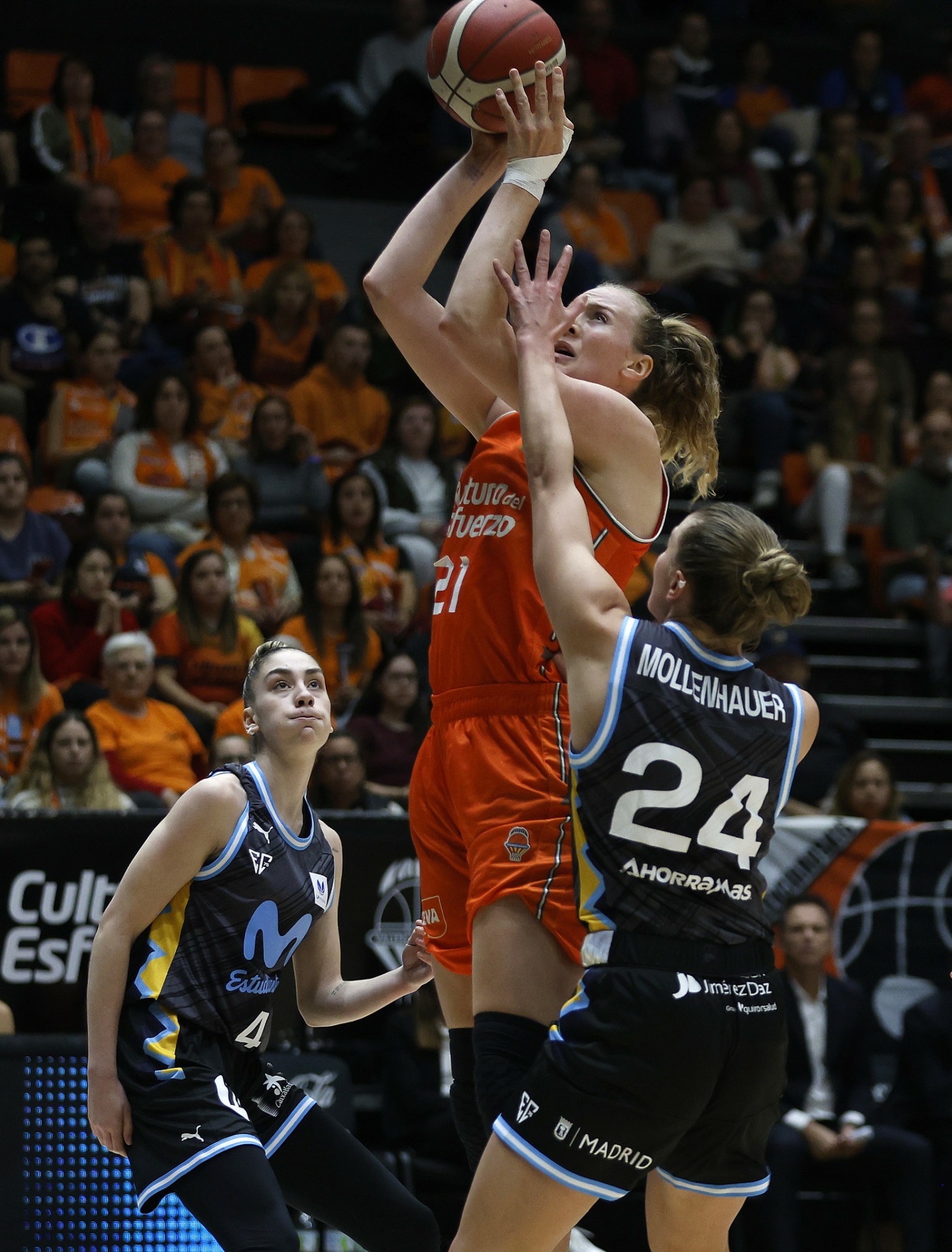 Espagne : Salamanque toujours invaincu, Valence laisse Estudiantes à 33 points