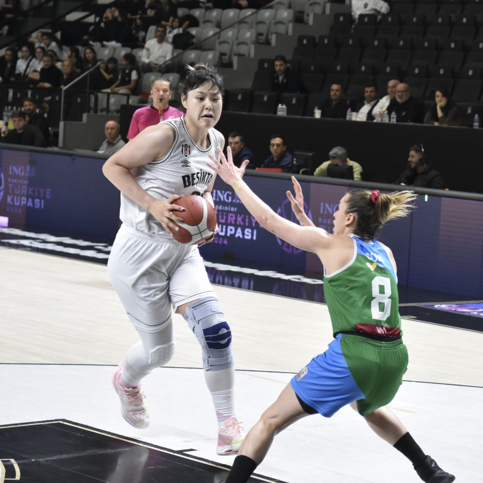 Turquie : Besiktas remporte un important derby stambouliote avec panache !