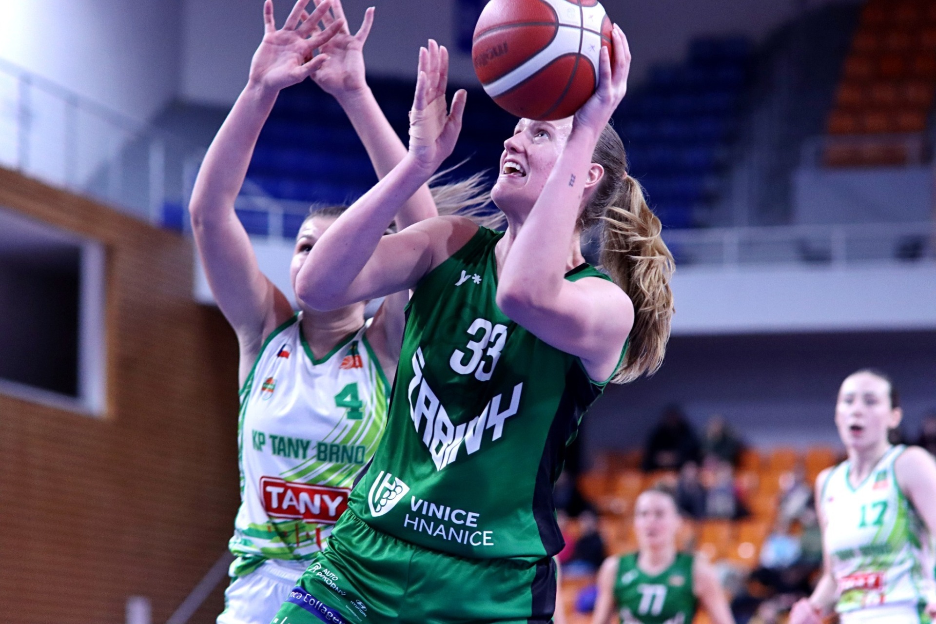 Rép. Tchèque : Les partenaires d’Elissa CUNANE sauvent leur place de dauphines, derrière l’intouchable U.S.K. Prague, après prolongation contre les Pragoises du Slavia