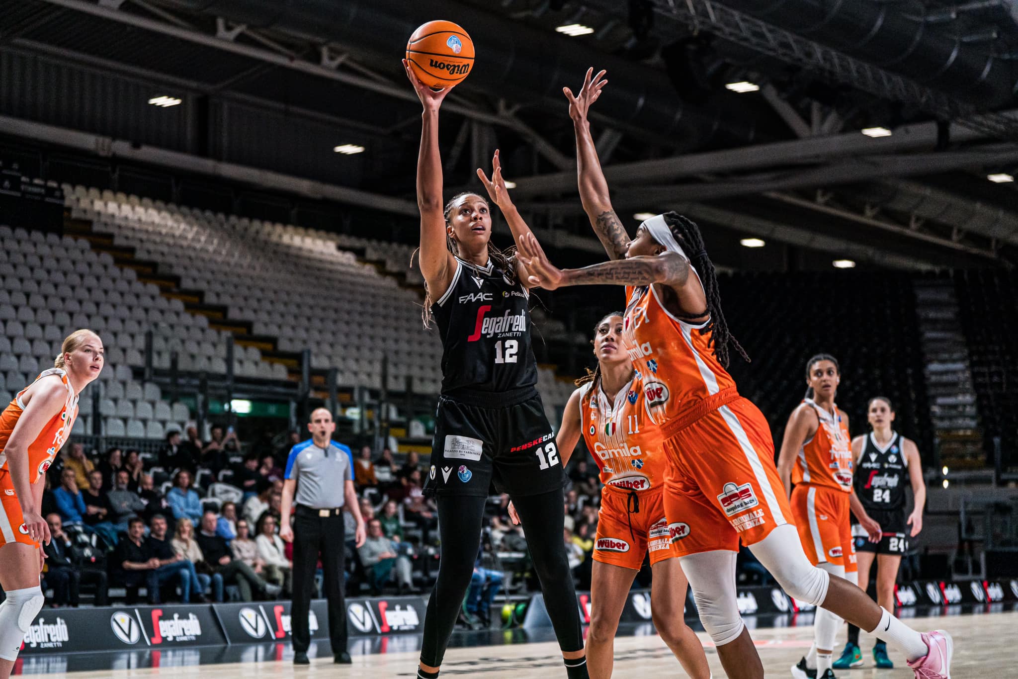 Italie : Schio s’impose contre Bologne et prend le point avérage favorable en vue de la course pour la 2ème place