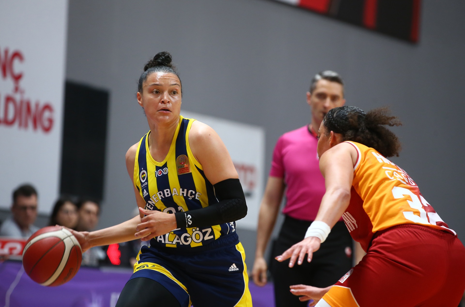 Turquie : Fenerbahçe facilement qualifié à son tour