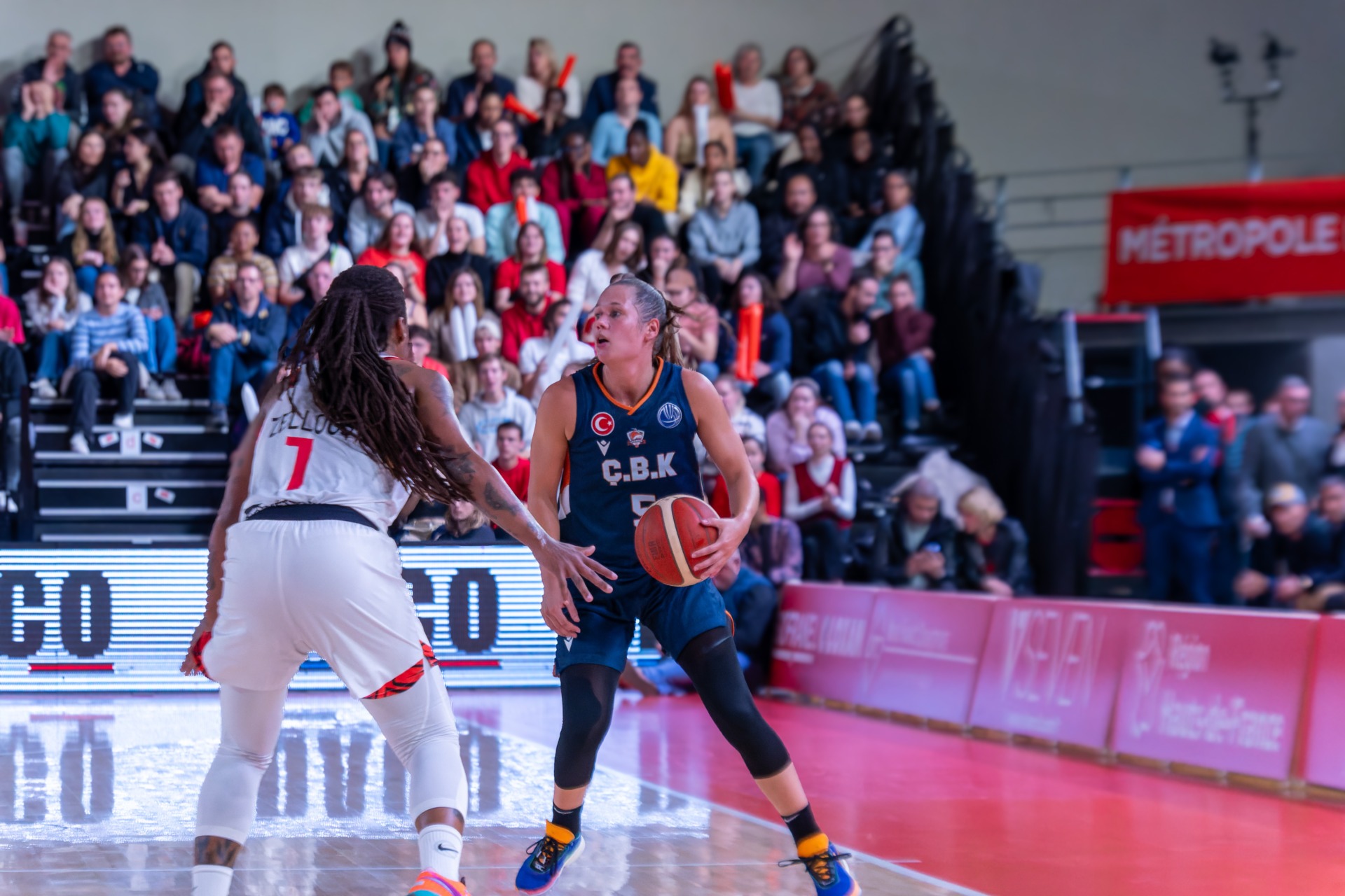 Espagne : IDK Euskotren voit revenir une de ses anciennes joueuses en provenance de Salamanqui enregistre un autre départ, Estudiantes se renforce également