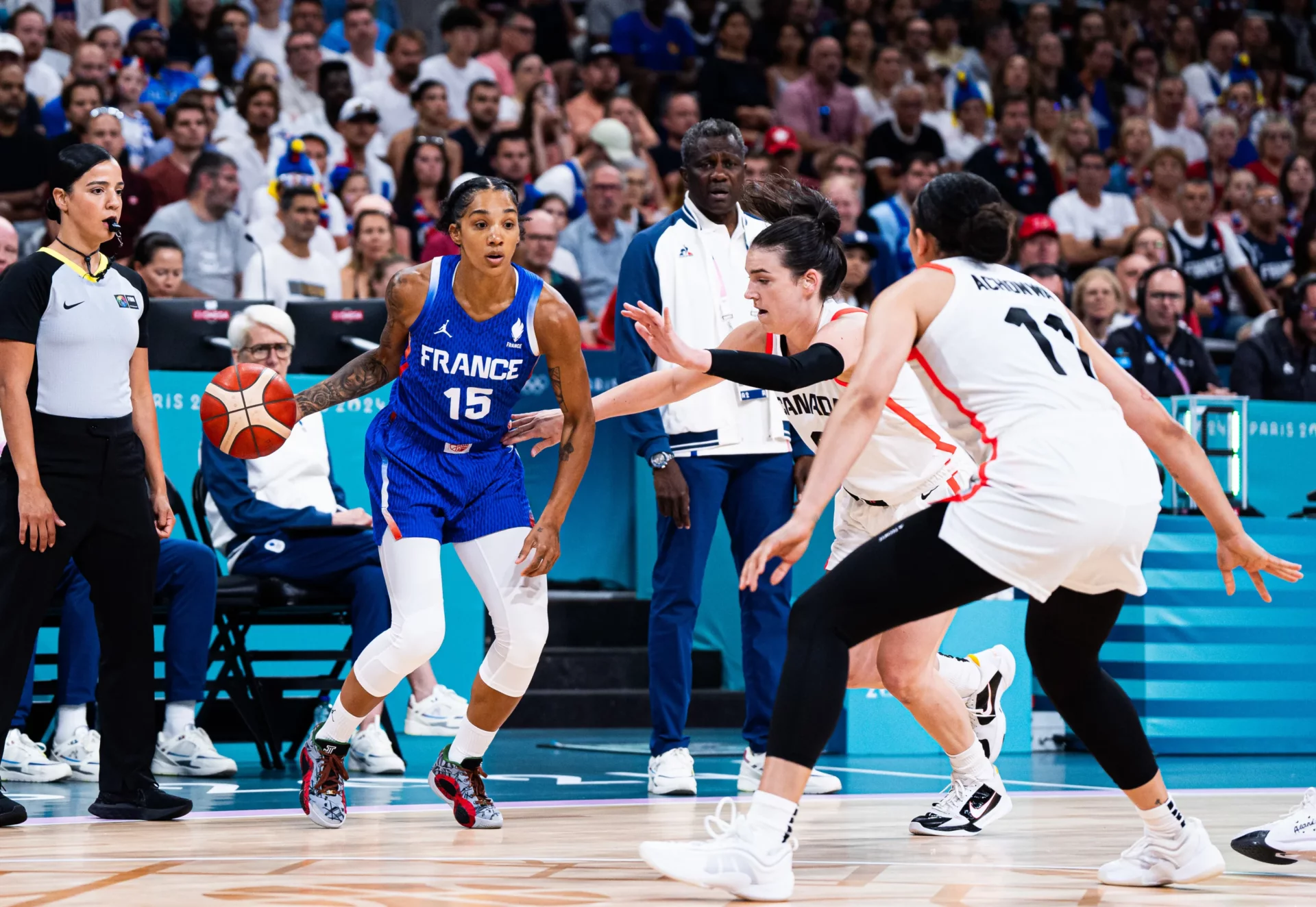 Paris 2024 : Les Bleues sont bien en rythme dès le premier match !