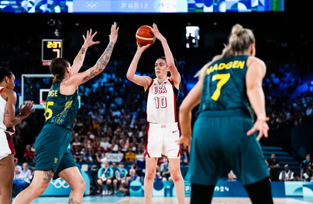 Paris 2024 : Trop fortes pour les Australiennes, les Américaines s’imposent avec la manière