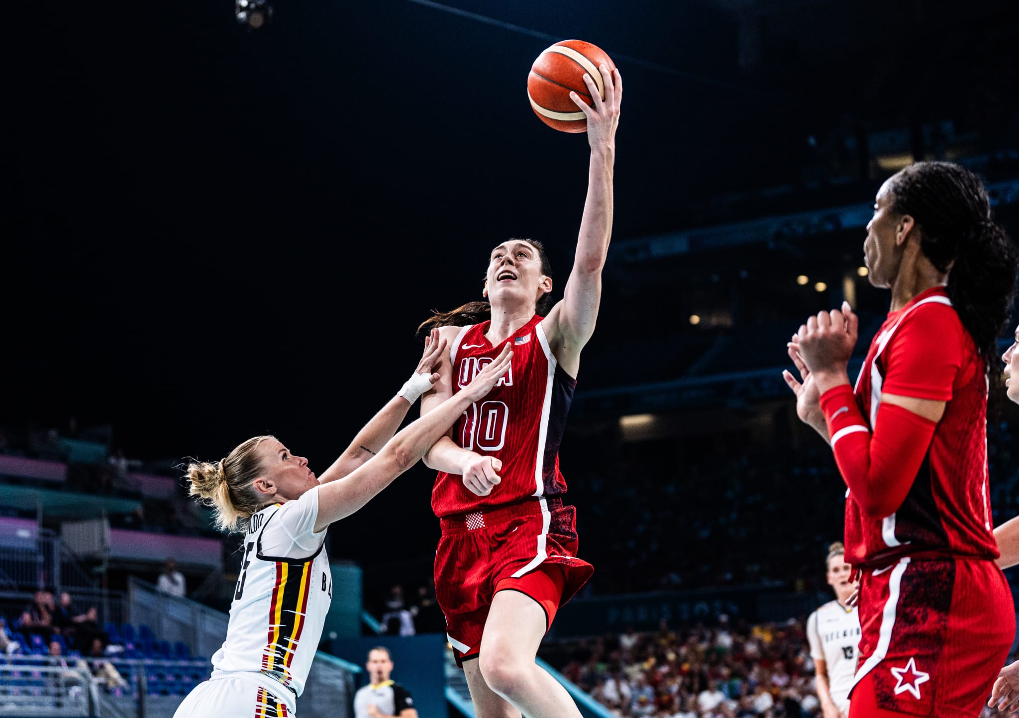 Paris 2024 : Malgré l’appui du public Belge, Team USA montre les crocs !