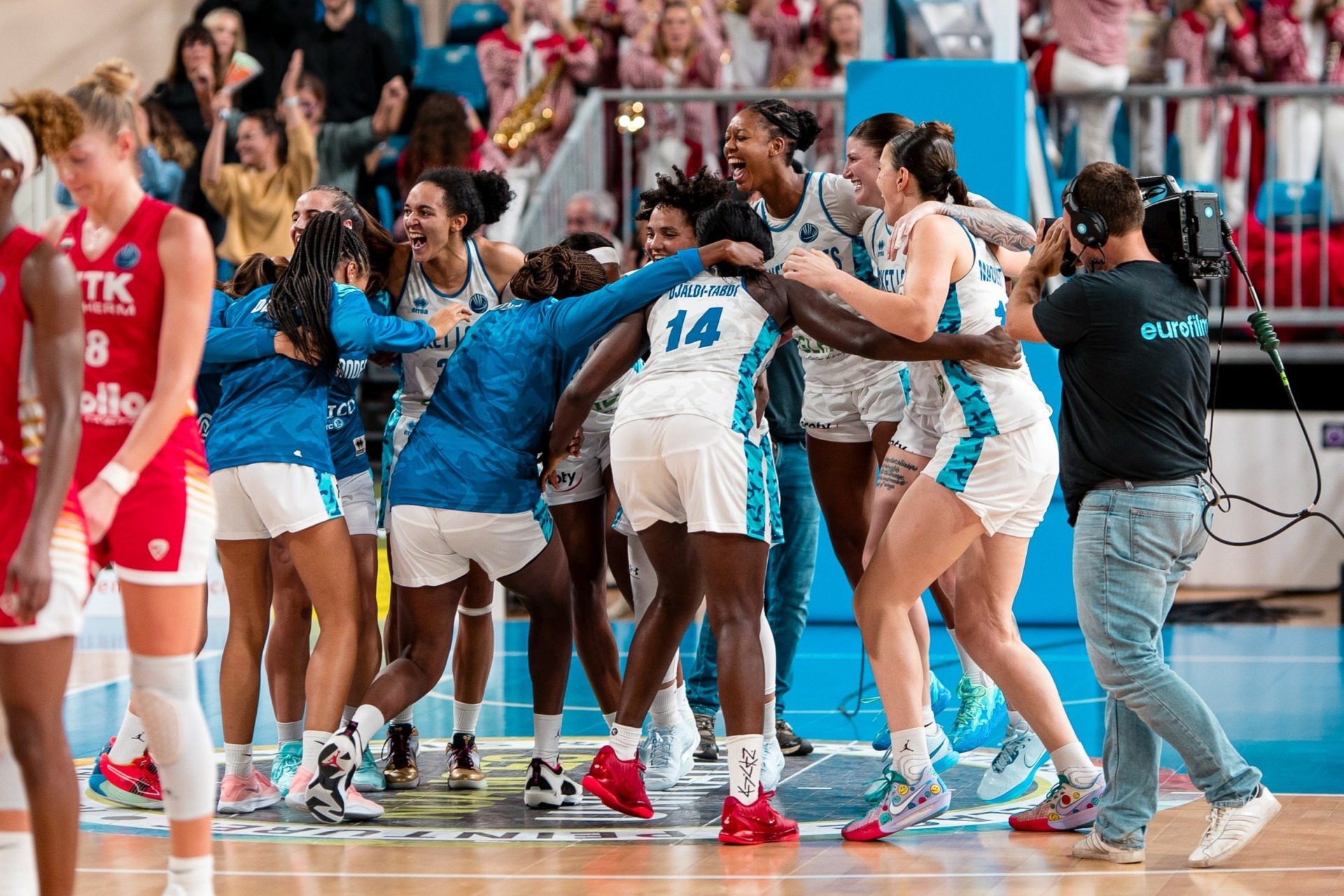 Euroligue J1 : Basket Landes s’en sort de justesse, tandis que les cadors confirment leur bon début de saison