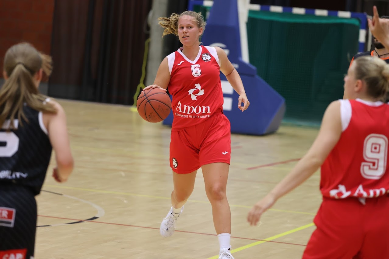 Belgique : Gand remporte le premier match des promus, Courtrai s’invite sur le podium