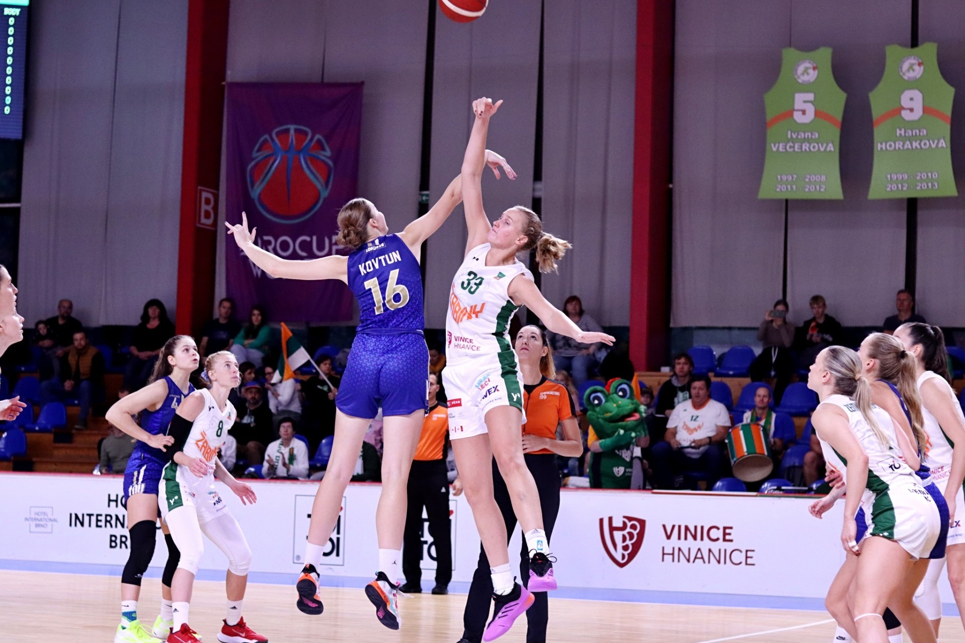 Rép. Tchèque : Nouveaux cartons du Zabiny Brno et de l’U.S.K. Prague