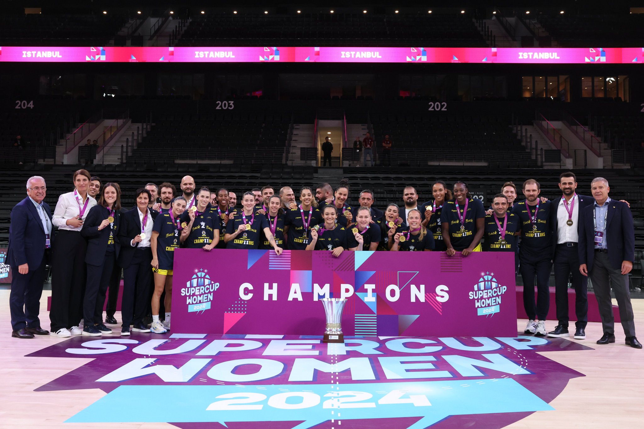 Supercoupe d’Europe : Fenerbahçe gagne son premier trophée de la saison dans un contexte quelque peu particulier !