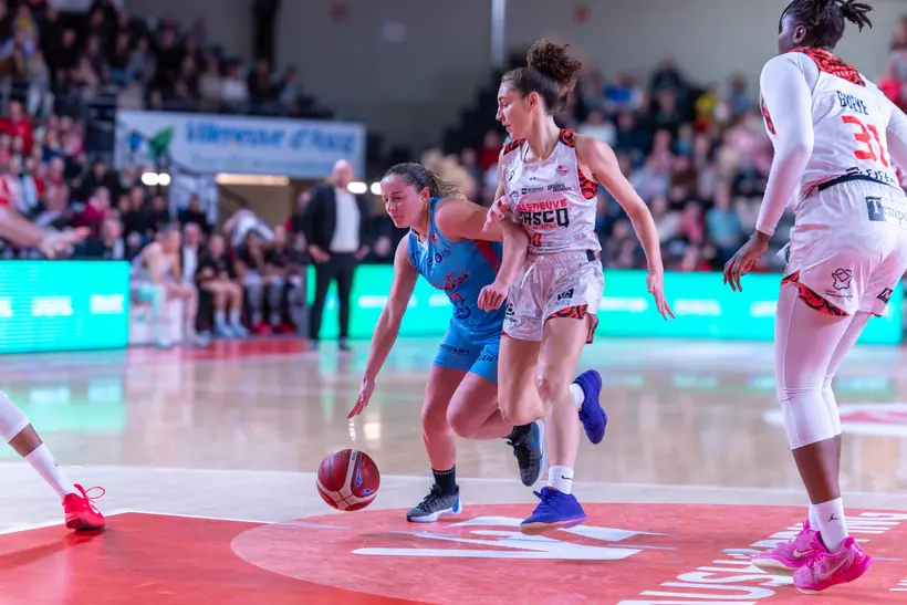 LBWL J13 : Angers et LDLC Asvel Féminin confirment leurs ambitions, tandis que Landerneau et Chartres retrouvent de l’allant !