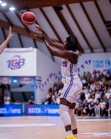 LBWL Playoffs : Tarbes, vaillant, remporte la première manche de la Finale !