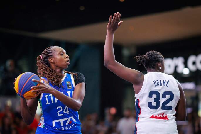 https://www.postup.fr/wp-content/uploads/2025/07/2025_Ashley-EGWOH_Italie-vs-France_nations-league_U23_source-FIBA-3-3.jpg