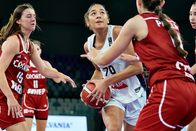 https://www.postup.fr/wp-content/uploads/2025/08/2025_Camille-SEVAUX_France-vs-Croatie_Eurobasket-U16_phase-finale_source-FIBA.jpg