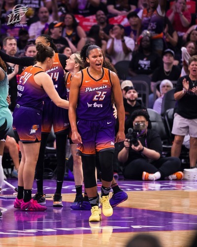 https://www.postup.fr/wp-content/uploads/2025/09/2025_Alyssa-THOMAS_Phoenix-vs-New-York_WNBA_Playoffs_source-facebook-officiel-phoenix-mercury.jpg