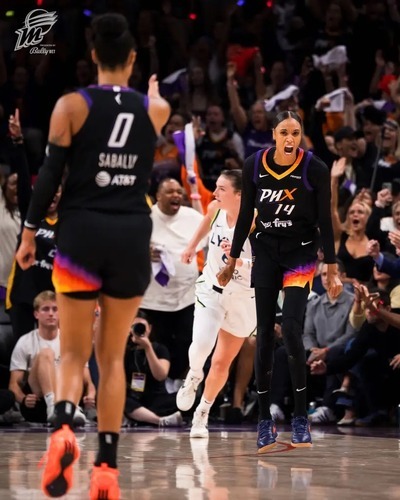 https://www.postup.fr/wp-content/uploads/2025/09/2025_DeWanna-BONNER_Phoenix-vs-Minnesota_WNBA_playoffs_source-facebook-officiel-phoenix-mercury-1.jpeg