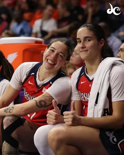 https://www.postup.fr/wp-content/uploads/2025/09/2025_Sonia-CITRON_Emily-ENGSTLER_Washington_WNBA_saison-reguliere_copyright-facebook-officiel-washington-mystics.jpeg