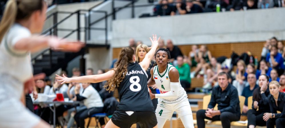 Rèp. Tchèque : embouteillage au milieu de tableau