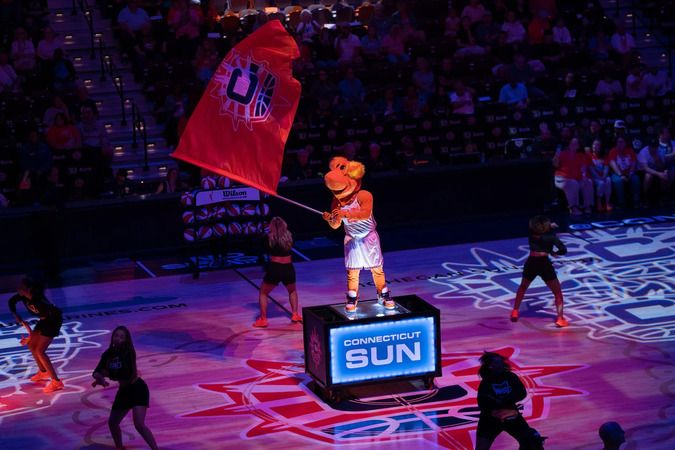 WNBA : Le Sun s’éteint dans le Connecticut : entre stratégie et tensions !