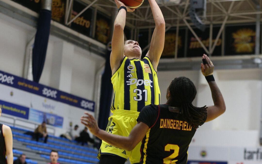 Turquie : Fenerbahçe croque Kayseri d&rsquo;entrée, Emlak Konut bien affûté